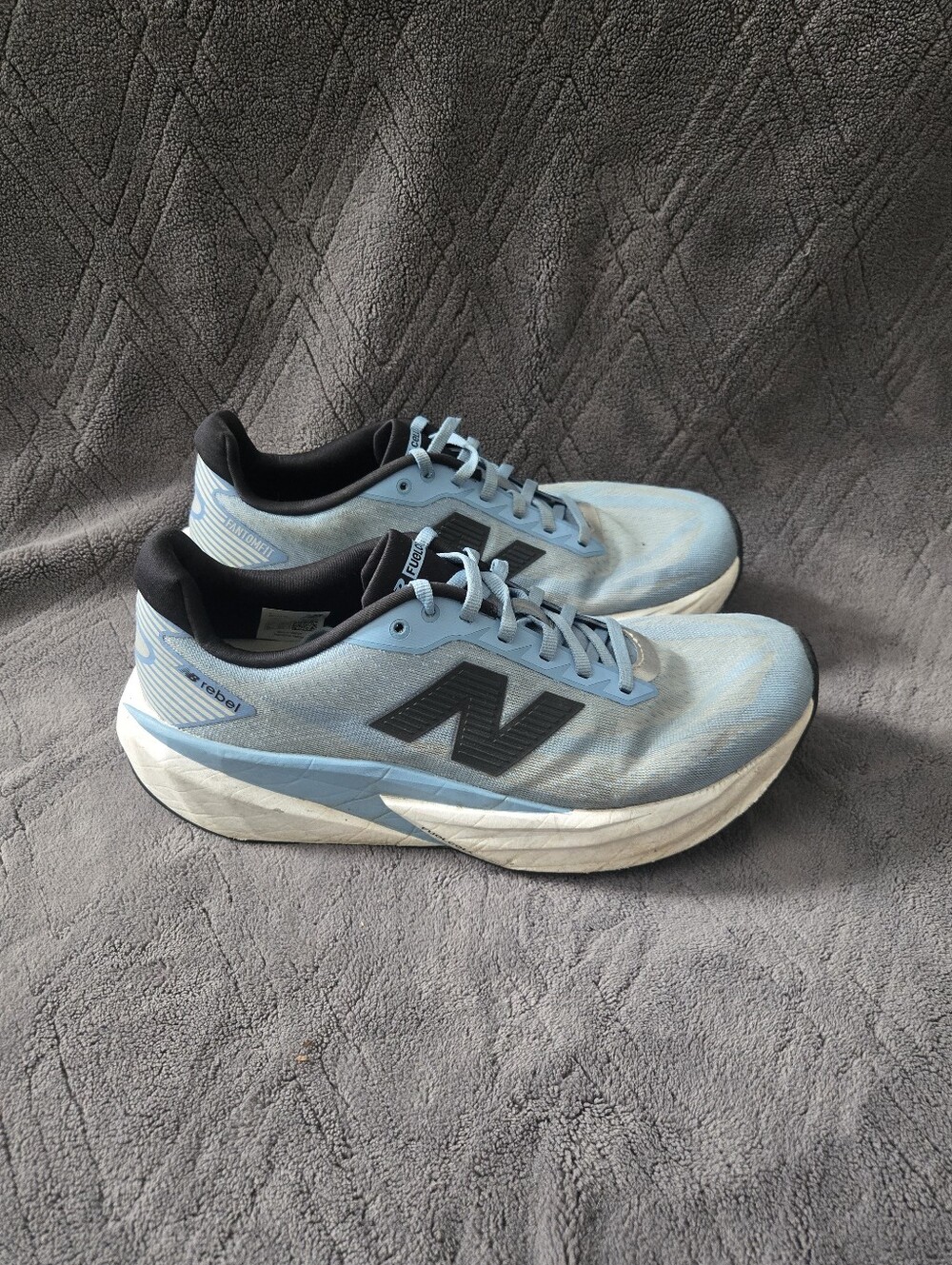 New Balance FuelCell Rebel v5 Running Shoes Mens Sz 9.5 Athletic Sneakers Blue.